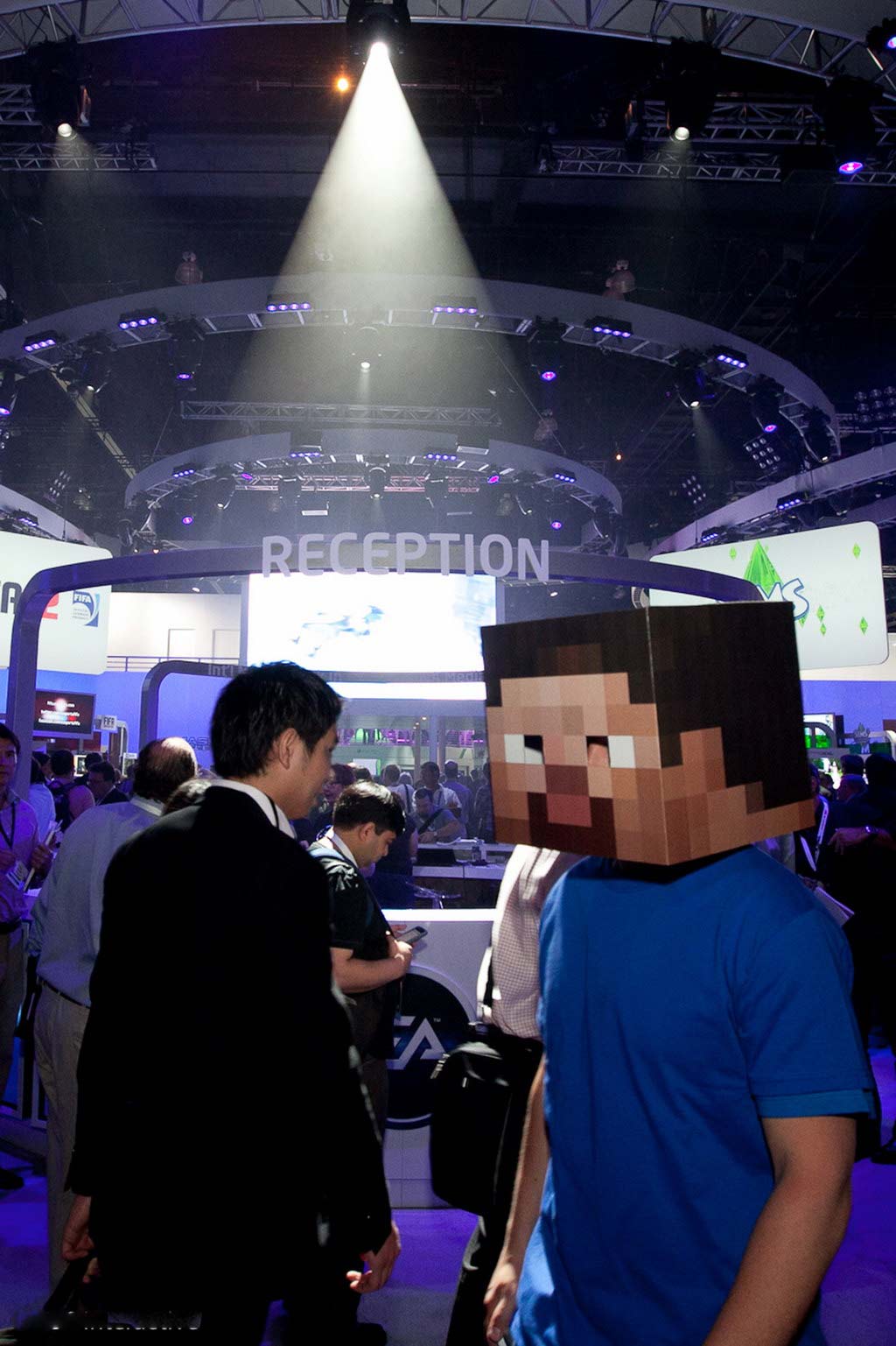 E3 2011'in en ilginç kareleri
