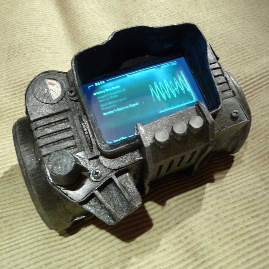 Hanginizin böyle bir PipBoy'u var?