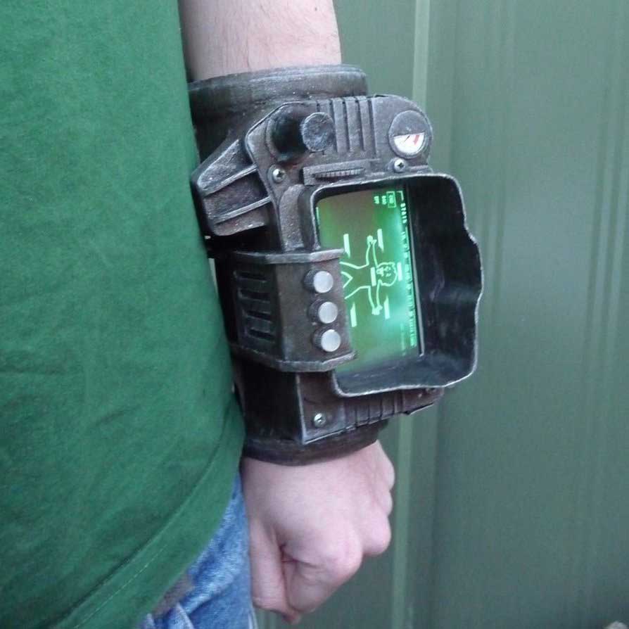 Hanginizin böyle bir PipBoy'u var?