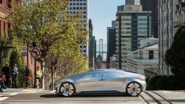 Mercedes'ten geleceğin otomobili