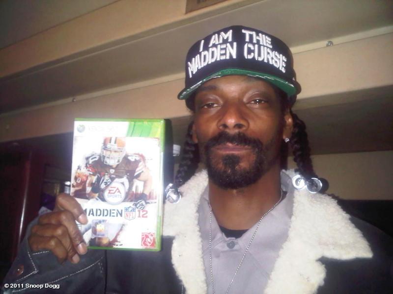Snoop Dogg, Madden NFL 12'yi şimdiden oynuyor