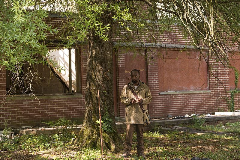 The Walking Dead'in ikinci bölümünden yeni fotoğraflar geldi