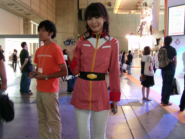 Tokyo Game Show 2011'in güzelleri Bölüm 1