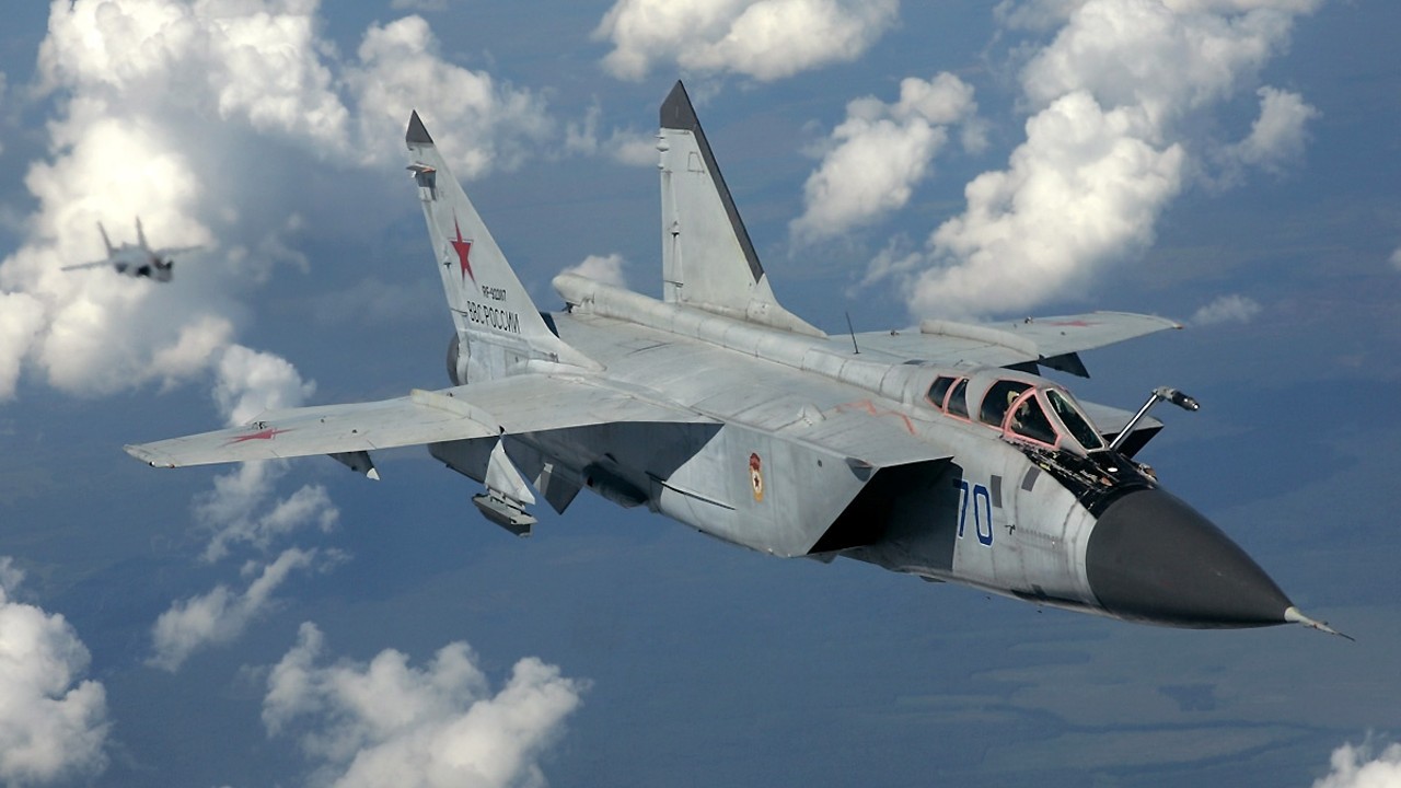 MiG-31 Foxhound